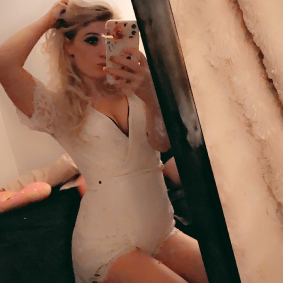 Other - White outfit for curvey butt and huge boobs